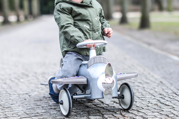 Vliegtuig als loopauto