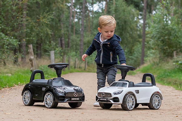 In wit en zwart verkrijgbaar