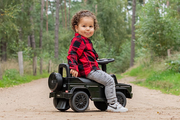 Bora is 2 jaar oud en 98 cm lang