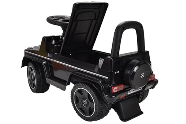 Opbergruimte onder de zitting.