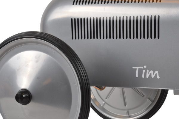 Aan de zijkant maar dan laag.